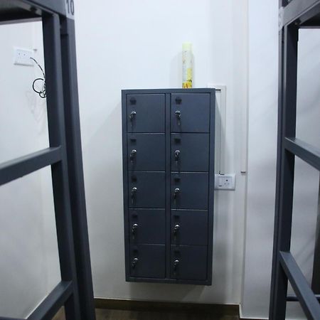 Fostel- The Fort Hostel Мумбай Екстериор снимка